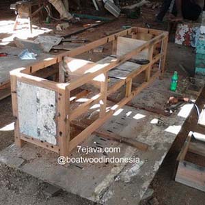 production boatwood furniture